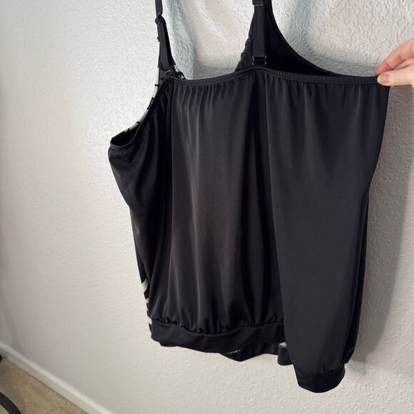 Lane Bryant No-Wire Blouson Tankini Top Black Floral Built In Bra Swim Size 28 - Picture 7 of 8